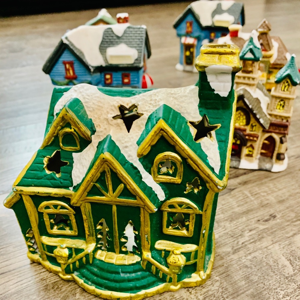 Christmas Village 9 Shop Porcelain House Ornament